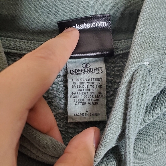 Santa Cruz Other Dot Green Graphic Logo Pullover Hooded Sweatshirt - Picture 14 of 15